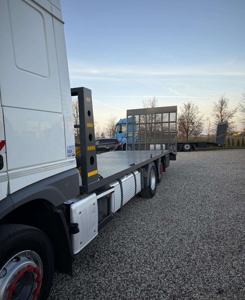 DAF XF 460 - Autovrachtwagen vrachtwagen: afbeelding 4 DAF XF 460 - Autovrachtwagen vrachtwagen: afbeelding 4