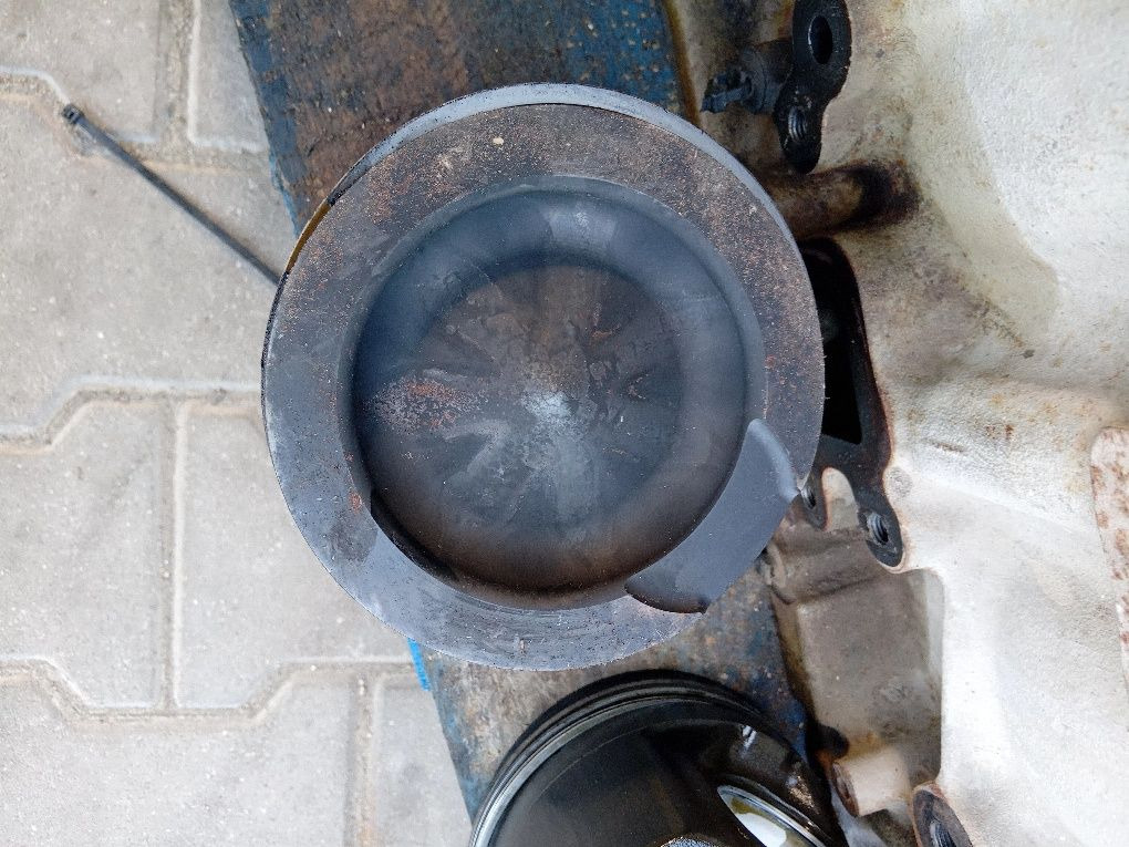 Motor Blok om 471 głowica tłoki stan nieznany, wał po zatarciu: afbeelding 6 Motor Blok om 471 głowica tłoki stan nieznany, wał po zatarciu: afbeelding 6