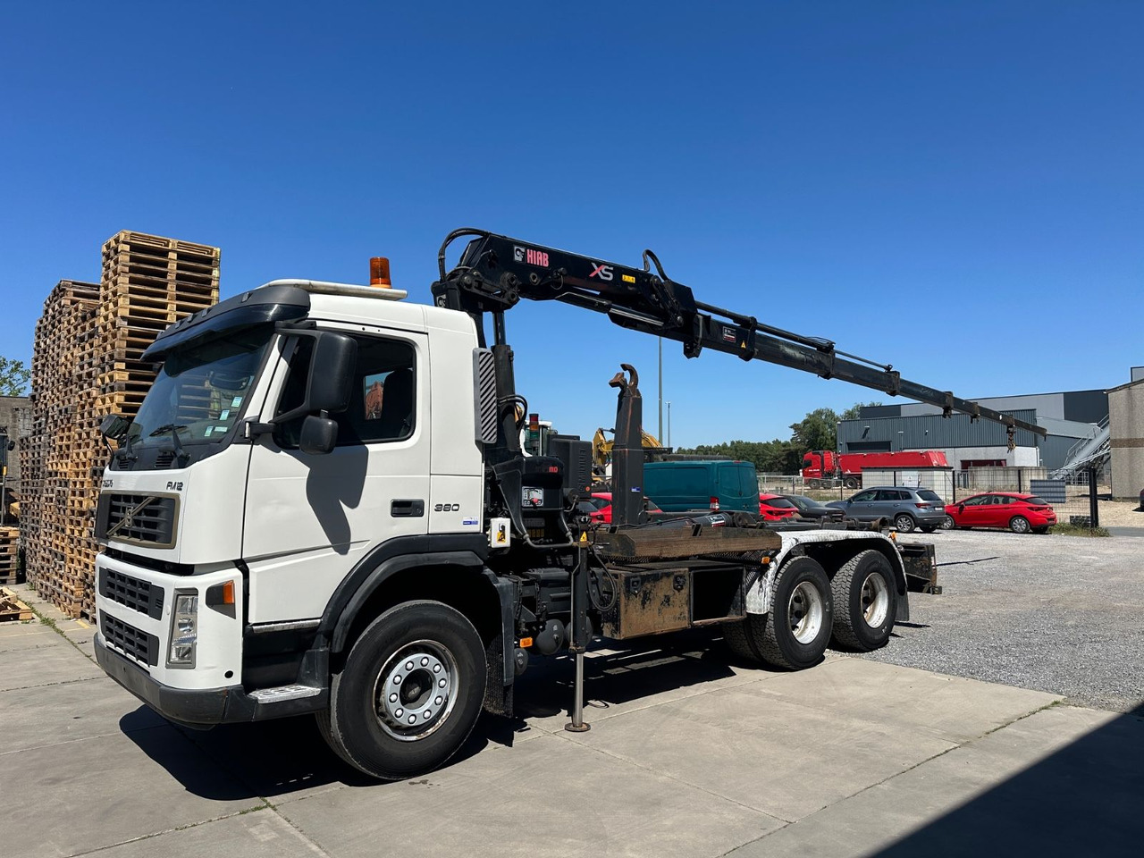 Volvo FM12 380 Hiab 144E-3 - Haakarmsysteem vrachtwagen: afbeelding 1 Volvo FM12 380 Hiab 144E-3 - Haakarmsysteem vrachtwagen: afbeelding 1