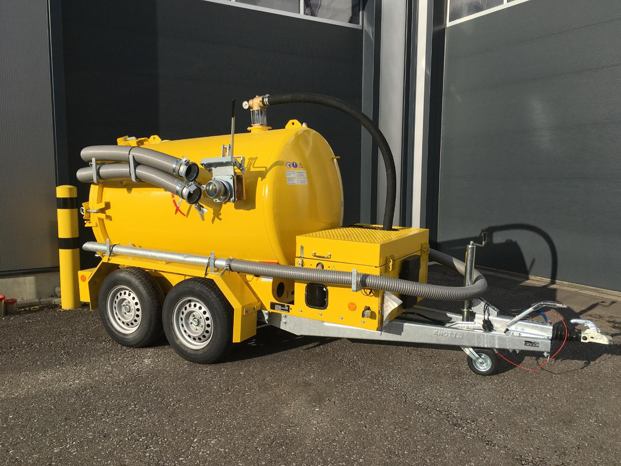 M-Vac 2000 Vacuum system specialized for drilling mud / vacuum container 2000l - Boormachine: afbeelding 1 M-Vac 2000 Vacuum system specialized for drilling mud / vacuum container 2000l - Boormachine: afbeelding 1