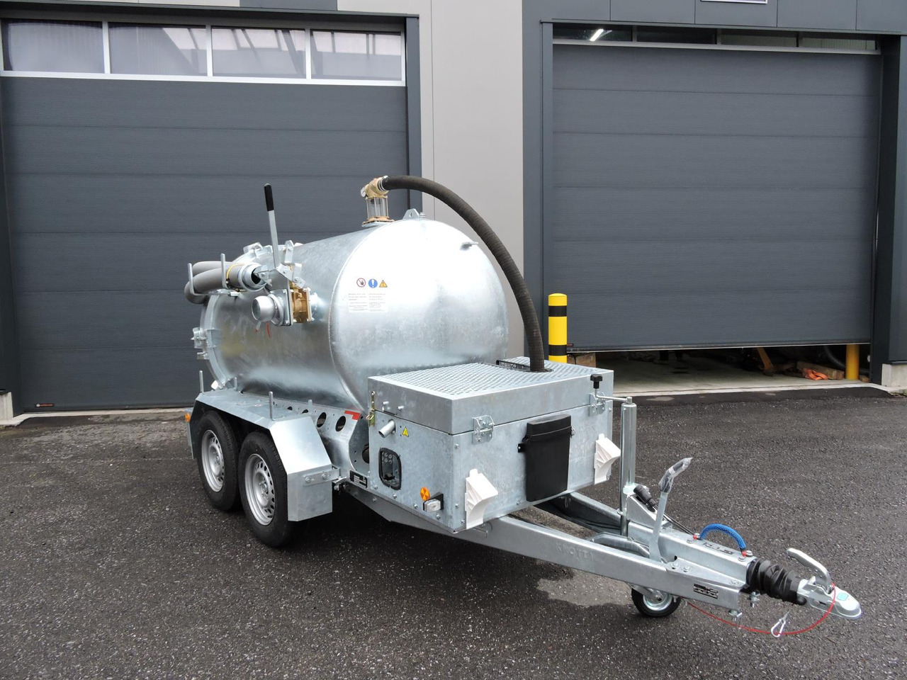 M-Vac 2000 Vacuum system specialized for drilling mud / vacuum container 2000l - Boormachine: afbeelding 5 M-Vac 2000 Vacuum system specialized for drilling mud / vacuum container 2000l - Boormachine: afbeelding 5