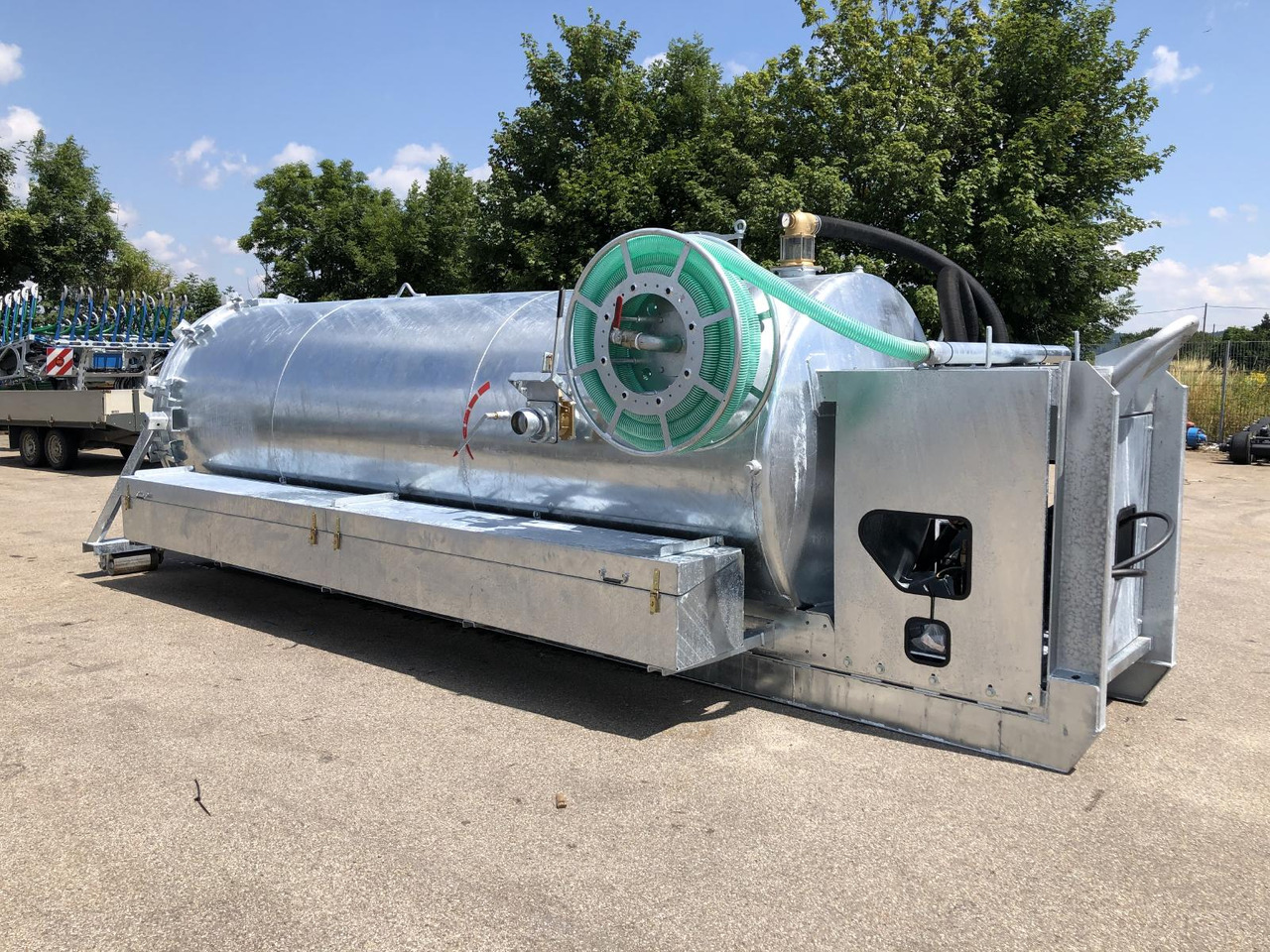 S-Vac 8.5m³ Saugfass Druckfass Vacuum suction systems are are fully integrated at the HDD jobsite from today. - Boormachine: afbeelding 2 S-Vac 8.5m³ Saugfass Druckfass Vacuum suction systems are are fully integrated at the HDD jobsite from today. - Boormachine: afbeelding 2