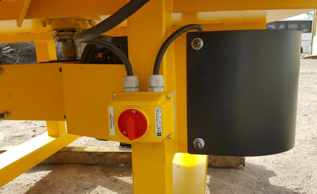 DC Betonmischer / Electric concrete mixer / Malaxeur à béton électrique / Betoniera / Бетономешалка с электроприводом / Betoniarka elektryczna 1000 l - Betoncentrale: afbeelding 4 DC Betonmischer / Electric concrete mixer / Malaxeur à béton électrique / Betoniera / Бетономешалка с электроприводом / Betoniarka elektryczna 1000 l - Betoncentrale: afbeelding 4