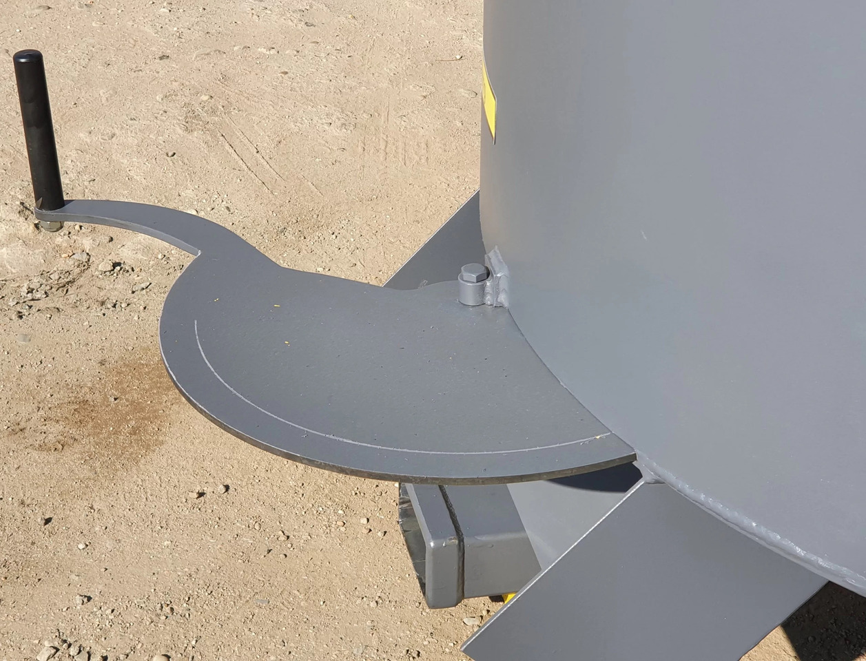 DC Betonmischer / Hydraulic concrete mixer / Malaxeur à béton hydraulique / Betoniera /Hormigonera con accionamiento hidráulico / Бетономешалка с гидравлическим приводом / Betoniarka hydrauliczna 1200 l - Betoncentrale: afbeelding 3 DC Betonmischer / Hydraulic concrete mixer / Malaxeur à béton hydraulique / Betoniera /Hormigonera con accionamiento hidráulico / Бетономешалка с гидравлическим приводом / Betoniarka hydrauliczna 1200 l - Betoncentrale: afbeelding 3