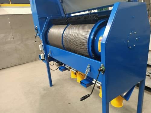 Leasing Dozamech Getreidereingier / Grain cleaner / Nettoyeur de céréales / Limpiadora de tambor para cerea / Pulitrice a tamburo per cereali / Барабанный очиститель для зерновых культур / Czyszczalnia bębnowa do zbóż Dozamech Getreidereingier / Grain cleaner / Nettoyeur de céréales / Limpiadora de tambor para cerea / Pulitrice a tamburo per cereali / Барабанный очиститель для зерновых культур / Czyszczalnia bębnowa do zbóż: afbeelding 6
