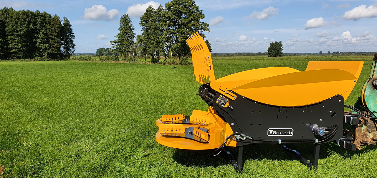 Nieuw Stroblazer Grutech Ballenabwickler / Straw blowers / Pailleuse / Trinciapaglia / Picadora de paja / Измельчитель соломы / Ścielarka słomy: afbeelding 9