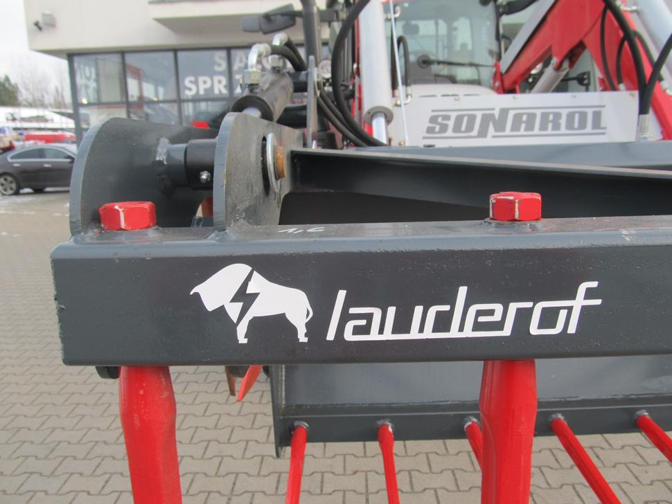 Lauderof Krokodilschaufel / Manure grab / Krokodyl / Grappin à fumier / Pinze per letame / Захват для органического удобрения / Chwytak do obornika 1,8 m - Klemme voor Tractor: afbeelding 3 Lauderof Krokodilschaufel / Manure grab / Krokodyl / Grappin à fumier / Pinze per letame / Захват для органического удобрения / Chwytak do obornika 1,8 m - Klemme voor Tractor: afbeelding 3