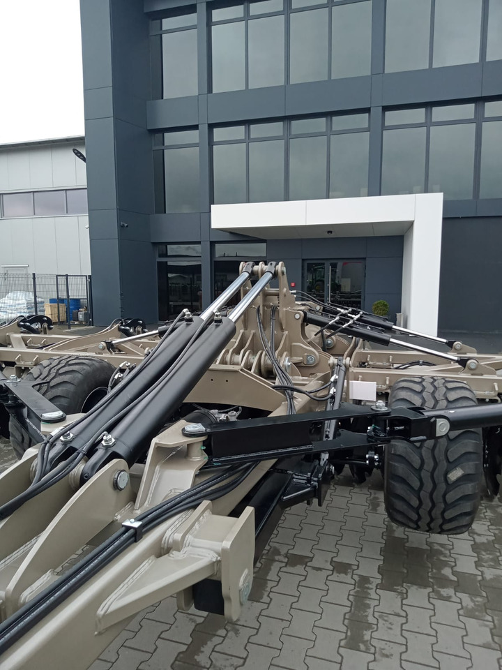 Nieuw Schijveneg ROLEX Scheibenegge / Disc harrow / Dechaumeur à disques / Erpice a dischi / Grada de discos /Дисковая борона / Brona talerzowa 8 m: afbeelding 46