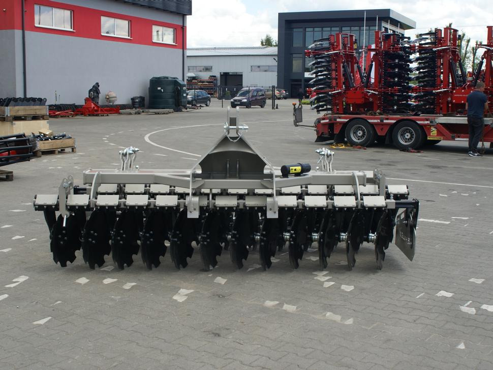 ROLEX Scheibenegge / Discs harrow / Dechaumeur à disques / Erpice a dischi / Cultivador de discos / Дисковая борона / Agregat talerzowy uprawowy 3 m - Schijveneg: afbeelding 4 ROLEX Scheibenegge / Discs harrow / Dechaumeur à disques / Erpice a dischi / Cultivador de discos / Дисковая борона / Agregat talerzowy uprawowy 3 m - Schijveneg: afbeelding 4