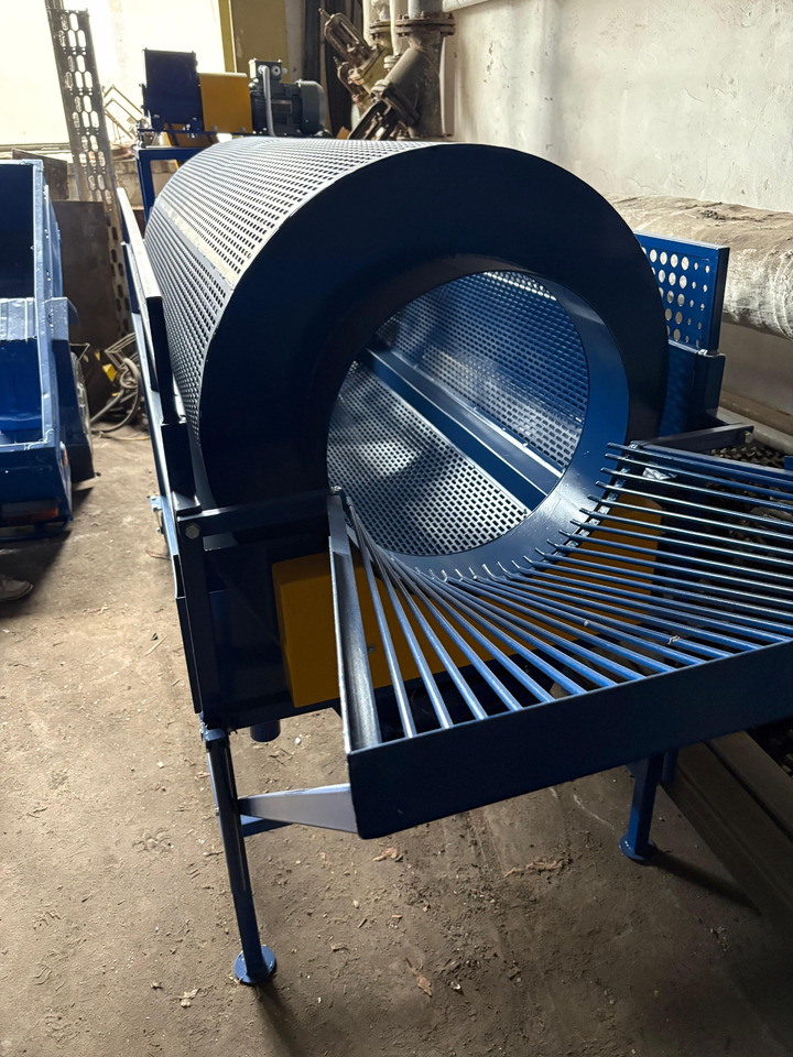 Rolmet Trommelwaschmaschine / Vegetables washing / Machine Laveuse de légume / Lavatrice agroalimentare / Lavadora de verduras / Барабанная мойка / Płuczka bębnowa PB-1 - Apparatuur na de oogst: afbeelding 3 Rolmet Trommelwaschmaschine / Vegetables washing / Machine Laveuse de légume / Lavatrice agroalimentare / Lavadora de verduras / Барабанная мойка / Płuczka bębnowa PB-1 - Apparatuur na de oogst: afbeelding 3