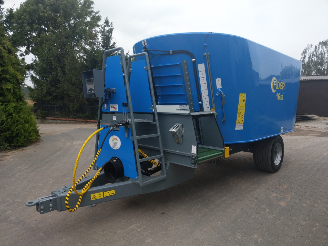 ZAMET Futtermischwagen / Feed mixer / Melangeuse / Carro miscelatore / Vagoneta de alimentación /Кормораздатчик / Wóz paszowy 16 m3 - Voermengwagen: afbeelding 1 ZAMET Futtermischwagen / Feed mixer / Melangeuse / Carro miscelatore / Vagoneta de alimentación /Кормораздатчик / Wóz paszowy 16 m3 - Voermengwagen: afbeelding 1