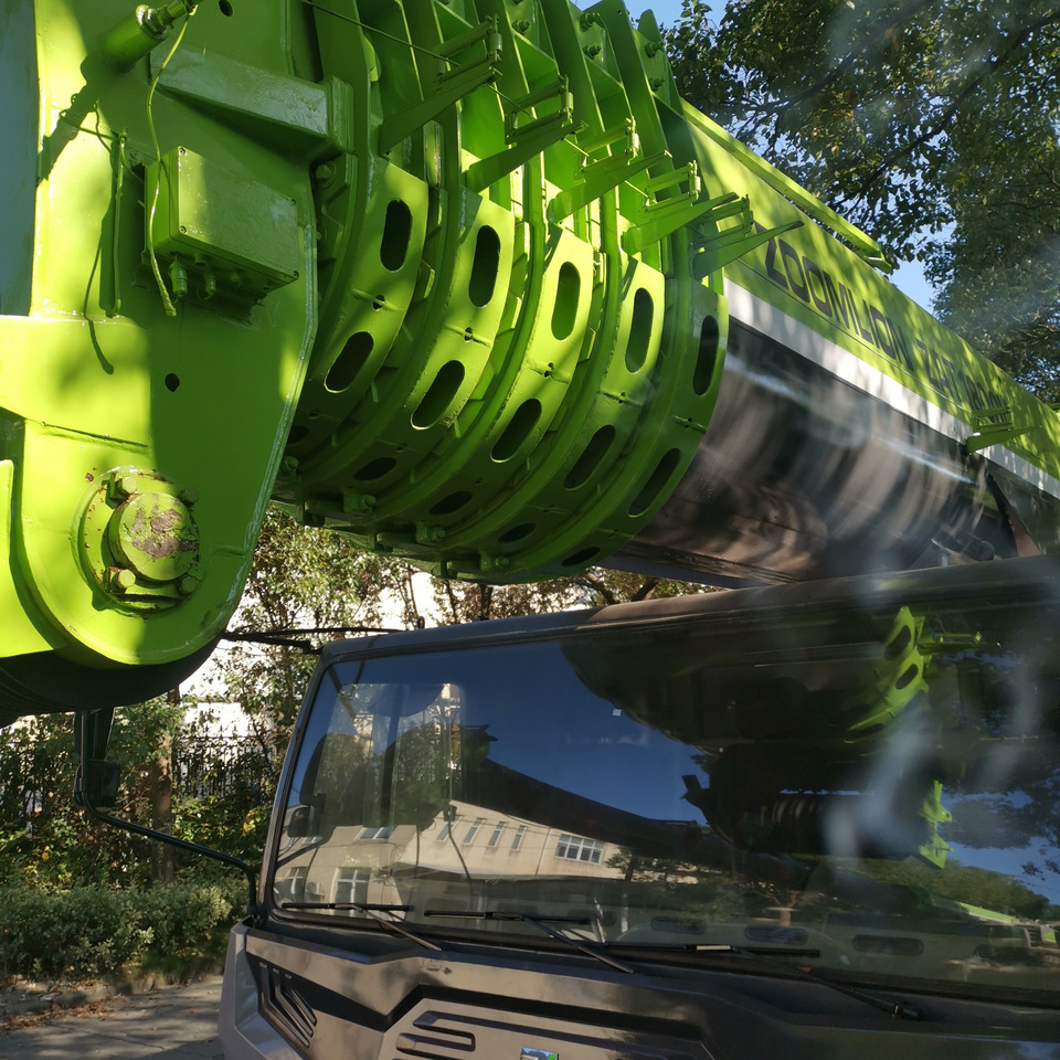 High-quality ZOOMLION ZAT1800V with HOT OFFER! - Mobiele kraan: afbeelding 5 High-quality ZOOMLION ZAT1800V with HOT OFFER! - Mobiele kraan: afbeelding 5