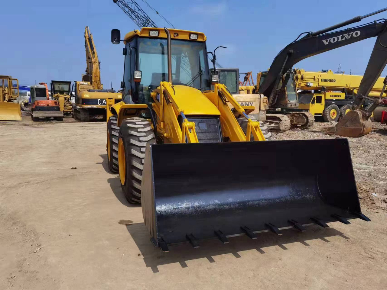 JCB 4CX SOLD OUT!!! - Graaflaadmachine: afbeelding 2 JCB 4CX SOLD OUT!!! - Graaflaadmachine: afbeelding 2