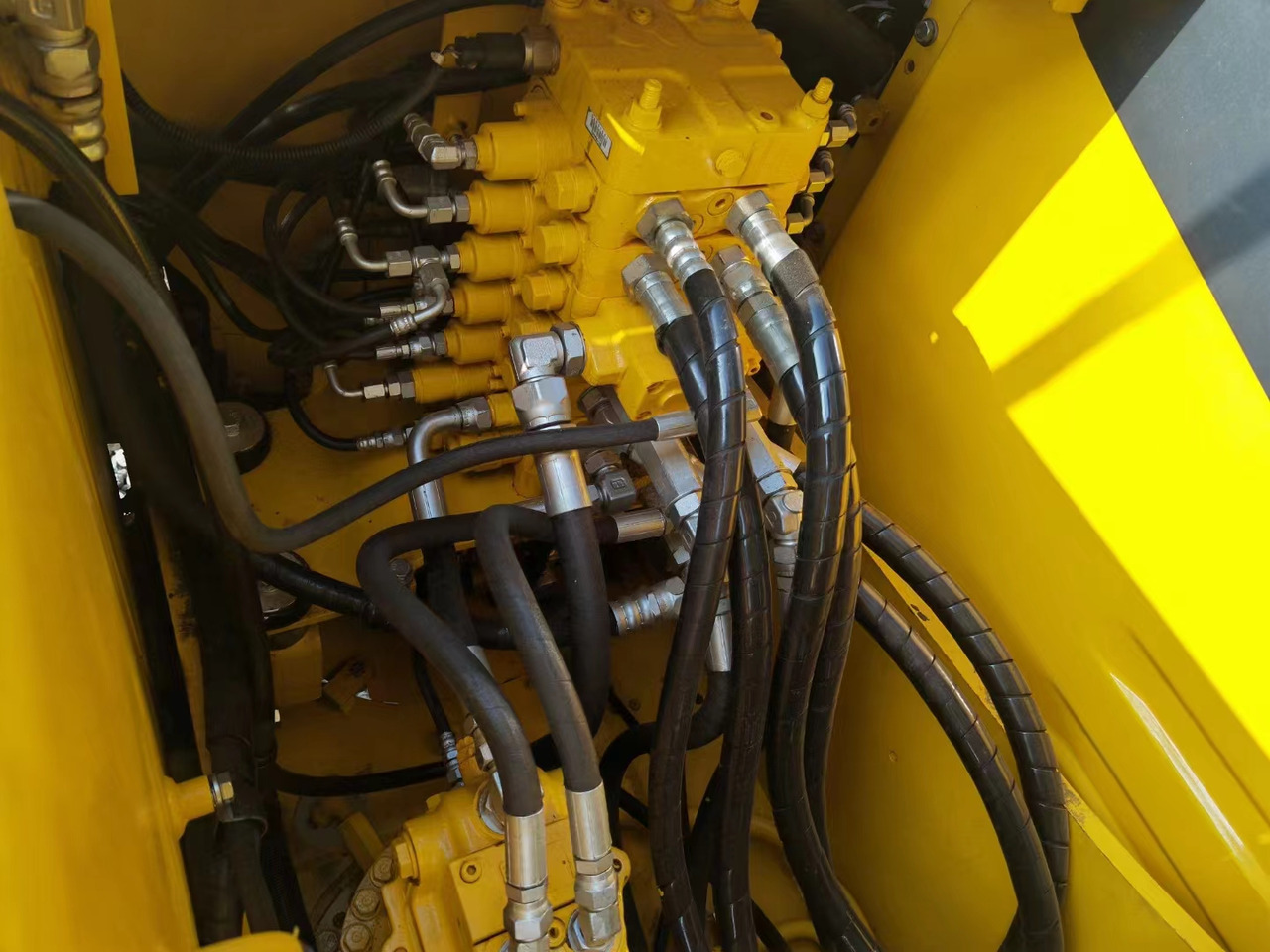 KOMATSU PC110-8 - Rupsgraafmachine: afbeelding 4 KOMATSU PC110-8 - Rupsgraafmachine: afbeelding 4