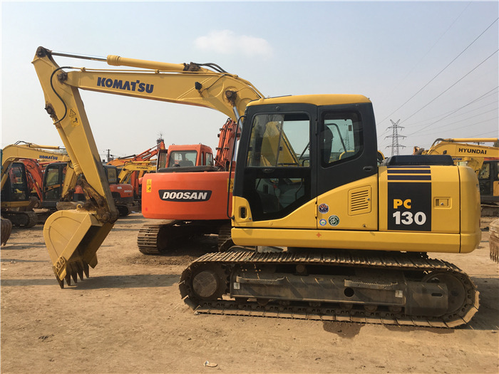 KOMATSU PC130-7 - Rupsgraafmachine: afbeelding 3 KOMATSU PC130-7 - Rupsgraafmachine: afbeelding 3