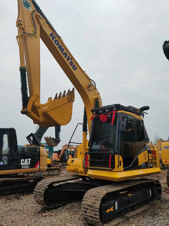KOMATSU PC130-8 - Rupsgraafmachine: afbeelding 2 KOMATSU PC130-8 - Rupsgraafmachine: afbeelding 2