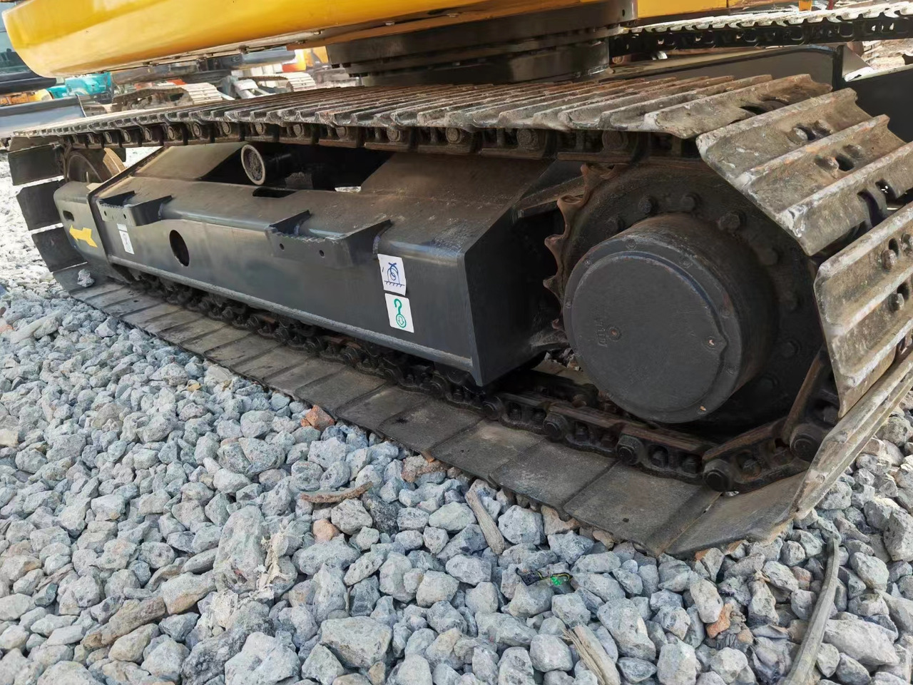 KOMATSU PC130-8 - Rupsgraafmachine: afbeelding 4 KOMATSU PC130-8 - Rupsgraafmachine: afbeelding 4