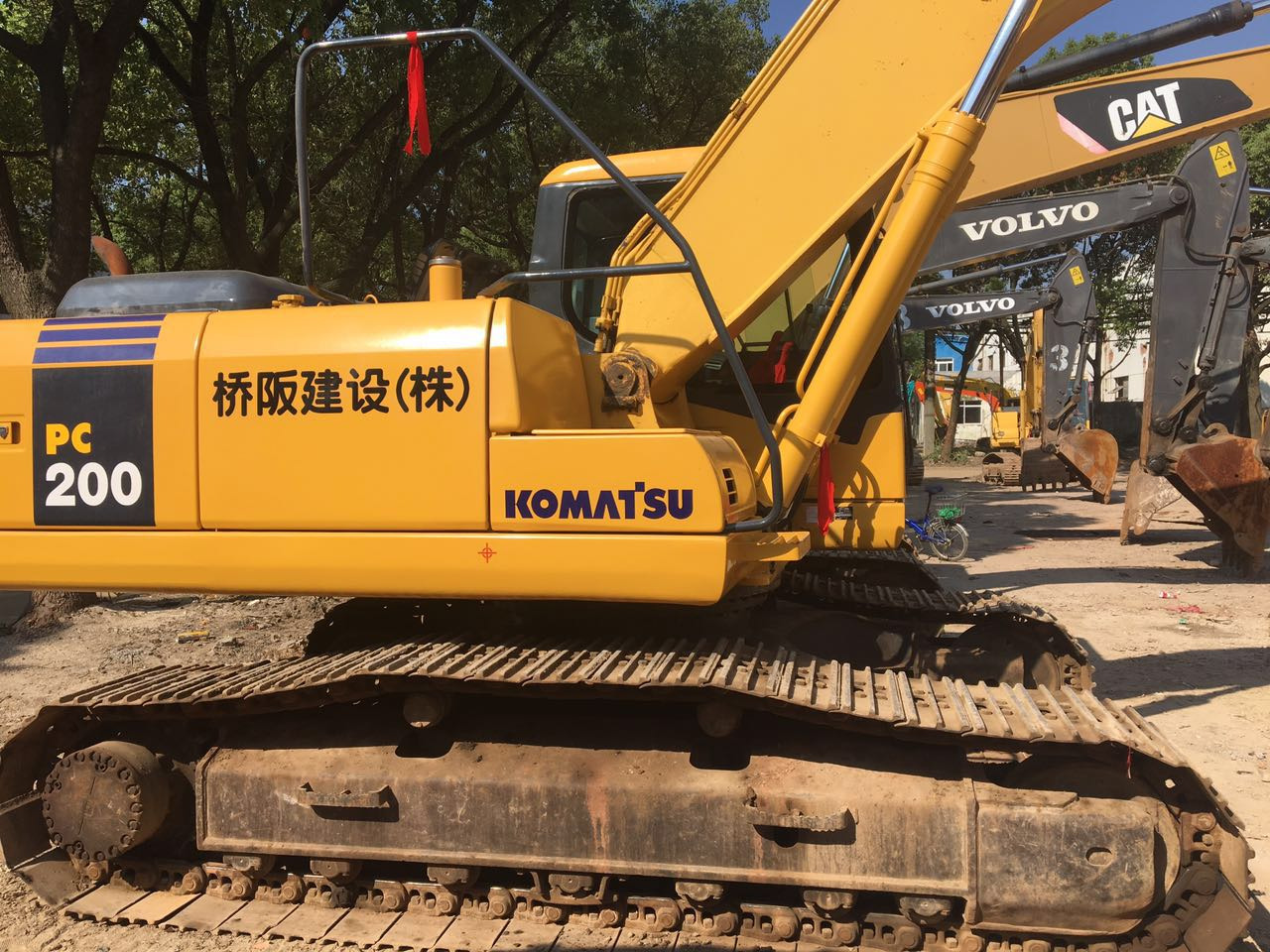 KOMATSU PC200-7 - Rupsgraafmachine: afbeelding 1 KOMATSU PC200-7 - Rupsgraafmachine: afbeelding 1