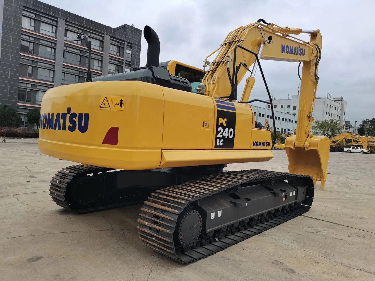 KOMATSU PC240-8 - Rupsgraafmachine: afbeelding 3 KOMATSU PC240-8 - Rupsgraafmachine: afbeelding 3