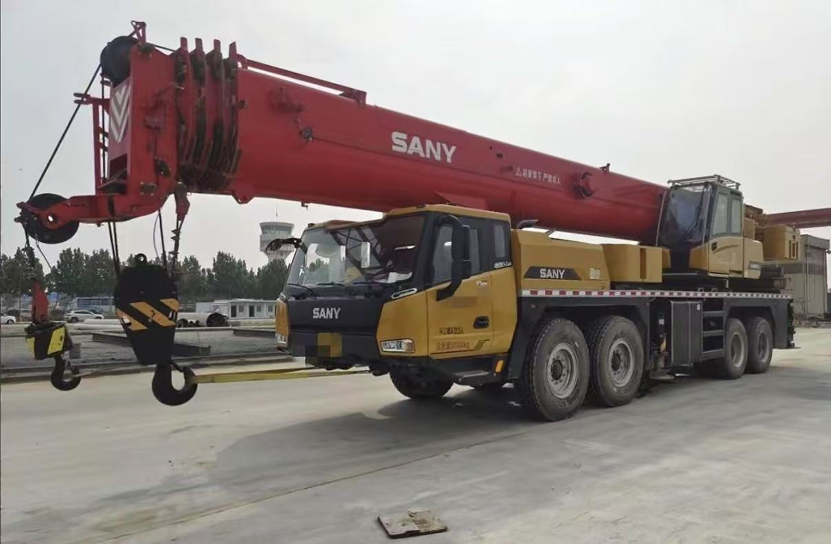 SANY STC800C5,E5,T5 - Mobiele kraan: afbeelding 2 SANY STC800C5,E5,T5 - Mobiele kraan: afbeelding 2