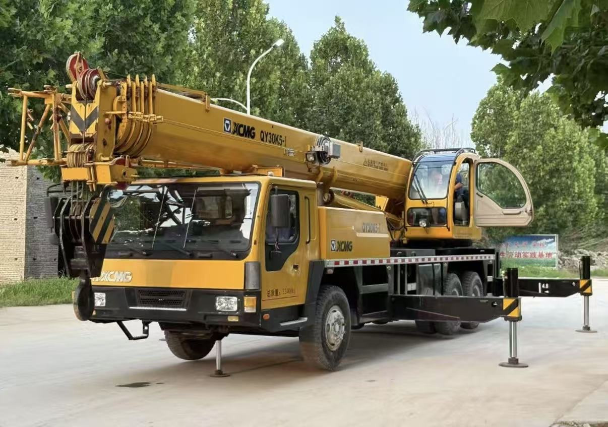 XCMG XCT30L5 - Mobiele kraan: afbeelding 1 XCMG XCT30L5 - Mobiele kraan: afbeelding 1