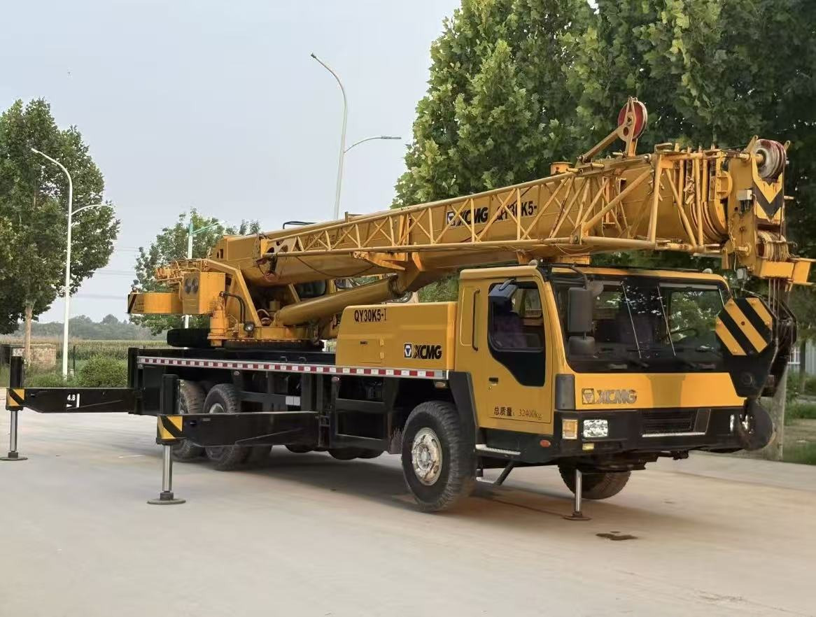 XCMG XCT30L5 - Mobiele kraan: afbeelding 2 XCMG XCT30L5 - Mobiele kraan: afbeelding 2