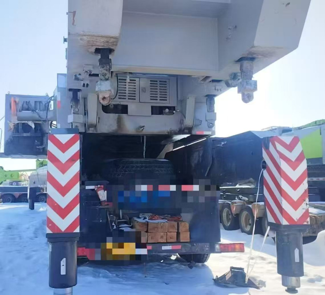 ZOOMLION 500 Ton Crane Best performance - Alle terrein kraan: afbeelding 3 ZOOMLION 500 Ton Crane Best performance - Alle terrein kraan: afbeelding 3