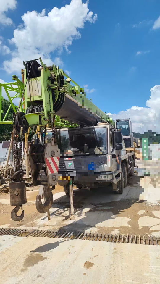 ZOOMLION ZOOMLION ZOOMLION  - Mobiele kraan: afbeelding 1 ZOOMLION ZOOMLION ZOOMLION  - Mobiele kraan: afbeelding 1