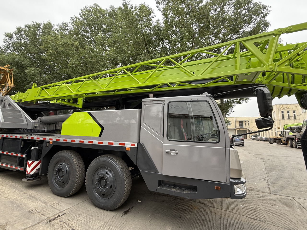 ZOOMLION ZTC700V - Mobiele kraan: afbeelding 1 ZOOMLION ZTC700V - Mobiele kraan: afbeelding 1
