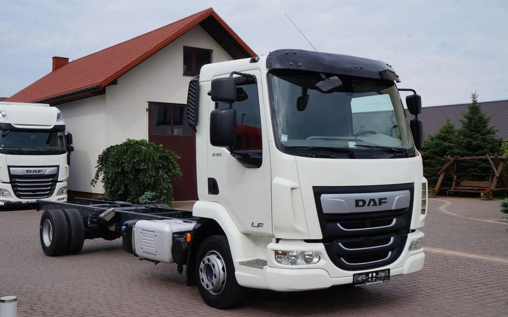 DAF LF 230 EURO 6 12 TON RAMA DO ZABUDOWY - Chassis vrachtwagen: afbeelding 1 DAF LF 230 EURO 6 12 TON RAMA DO ZABUDOWY - Chassis vrachtwagen: afbeelding 1