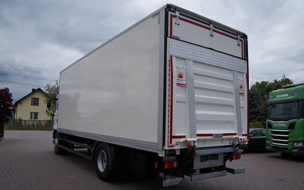 MAN TGM 18.250 / 18.290 EURO 6 KONTENER 19 PALET ŁAD. 9800 KG WINDA - Bakwagen: afbeelding 4 MAN TGM 18.250 / 18.290 EURO 6 KONTENER 19 PALET ŁAD. 9800 KG WINDA - Bakwagen: afbeelding 4