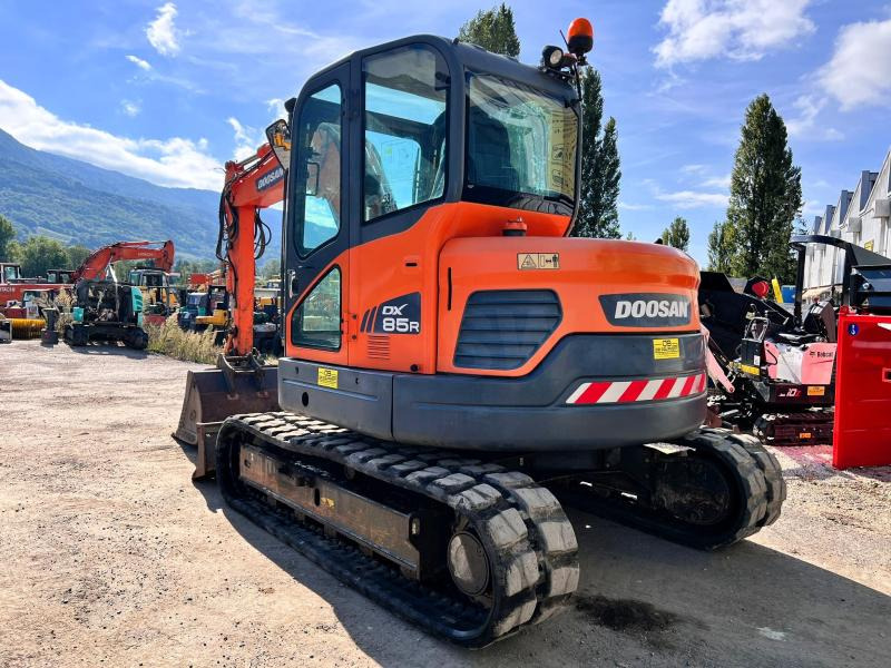 Doosan DX85R-3 PELLE A CHENILLES 8,5T PELLE A CHENILLES 8,5T - Rupsgraafmachine: afbeelding 3 Doosan DX85R-3 PELLE A CHENILLES 8,5T PELLE A CHENILLES 8,5T - Rupsgraafmachine: afbeelding 3