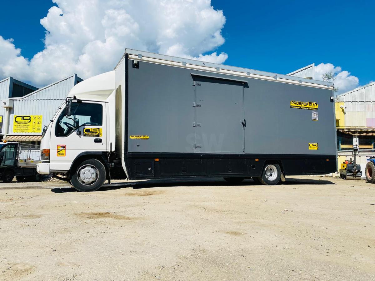ISUZU Camion SÉRIE N AVEC 2 STRUCTURES CHAPITEAUX - Bakwagen: afbeelding 2 ISUZU Camion SÉRIE N AVEC 2 STRUCTURES CHAPITEAUX - Bakwagen: afbeelding 2