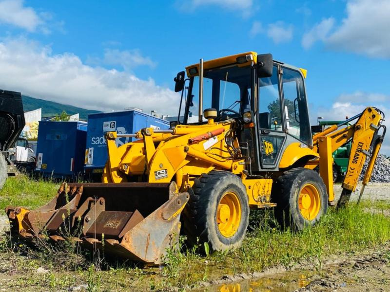 Jcb 2 CX TRACTOPELLE 5,2T (NET DE TVA) - Graaflaadmachine: afbeelding 1 Jcb 2 CX TRACTOPELLE 5,2T (NET DE TVA) - Graaflaadmachine: afbeelding 1