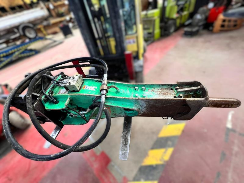 MONTABERT M900 BRH Marteau hydraulique pour 15-25T - Hydraulische hamer: afbeelding 1 MONTABERT M900 BRH Marteau hydraulique pour 15-25T - Hydraulische hamer: afbeelding 1