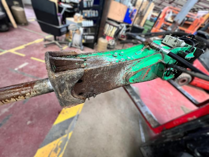 MONTABERT M900 BRH Marteau hydraulique pour 15-25T - Hydraulische hamer: afbeelding 5 MONTABERT M900 BRH Marteau hydraulique pour 15-25T - Hydraulische hamer: afbeelding 5