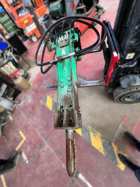 MONTABERT M900 BRH Marteau hydraulique pour 15-25T - Hydraulische hamer: afbeelding 2 MONTABERT M900 BRH Marteau hydraulique pour 15-25T - Hydraulische hamer: afbeelding 2