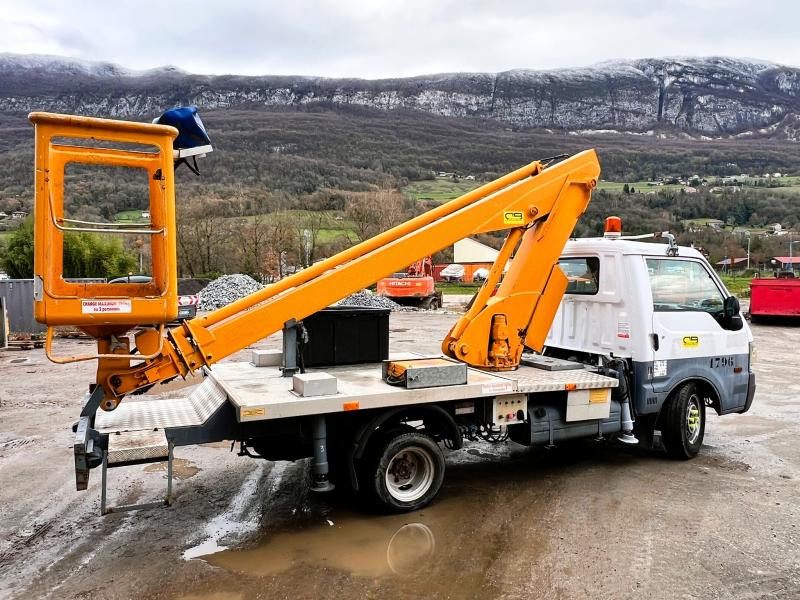 Mazda Bongo Fourgon Nacelle 14,5m - Hoogwerker, Bestelwagen: afbeelding 5 Mazda Bongo Fourgon Nacelle 14,5m - Hoogwerker, Bestelwagen: afbeelding 5