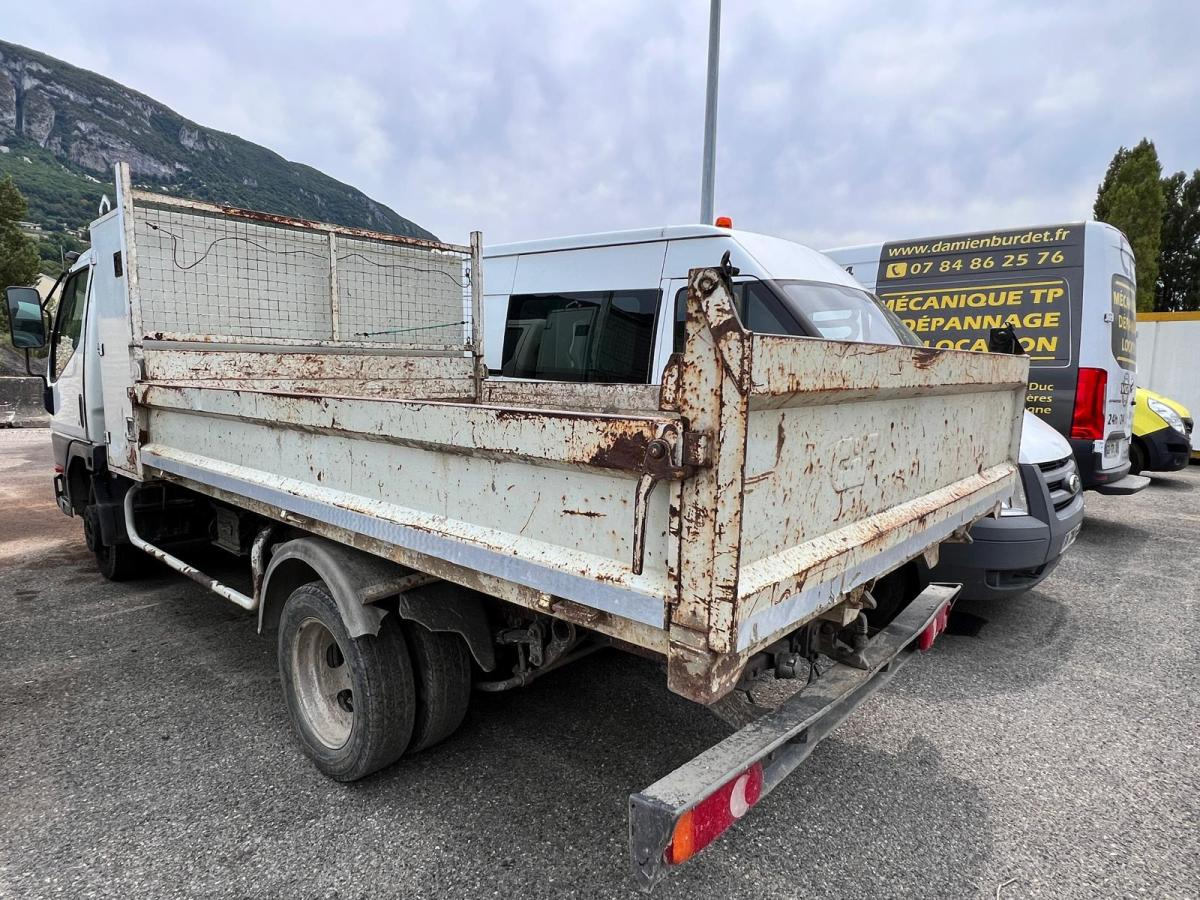 Mitsubishi Canter FB634 D CAMION BENNE (NET DE TVA) - Kipper bestelwagen: afbeelding 4 Mitsubishi Canter FB634 D CAMION BENNE (NET DE TVA) - Kipper bestelwagen: afbeelding 4