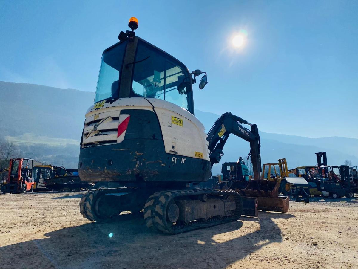 VOLVO Mini pelle EC27C 2.8T - Minigraafmachine: afbeelding 5 VOLVO Mini pelle EC27C 2.8T - Minigraafmachine: afbeelding 5