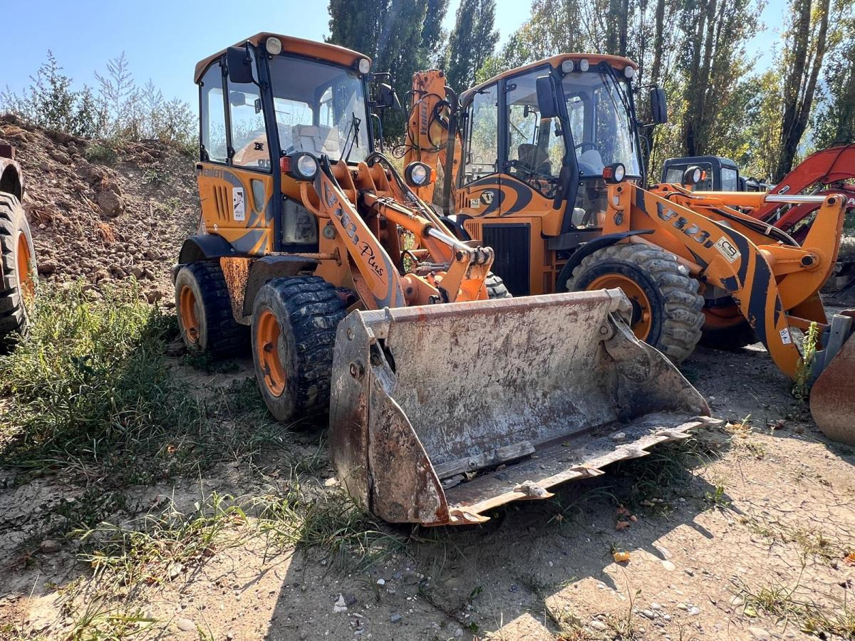 Venieri 263B PLUS CHARGEUSE SUR PNEUS - Wiellader: afbeelding 1 Venieri 263B PLUS CHARGEUSE SUR PNEUS - Wiellader: afbeelding 1