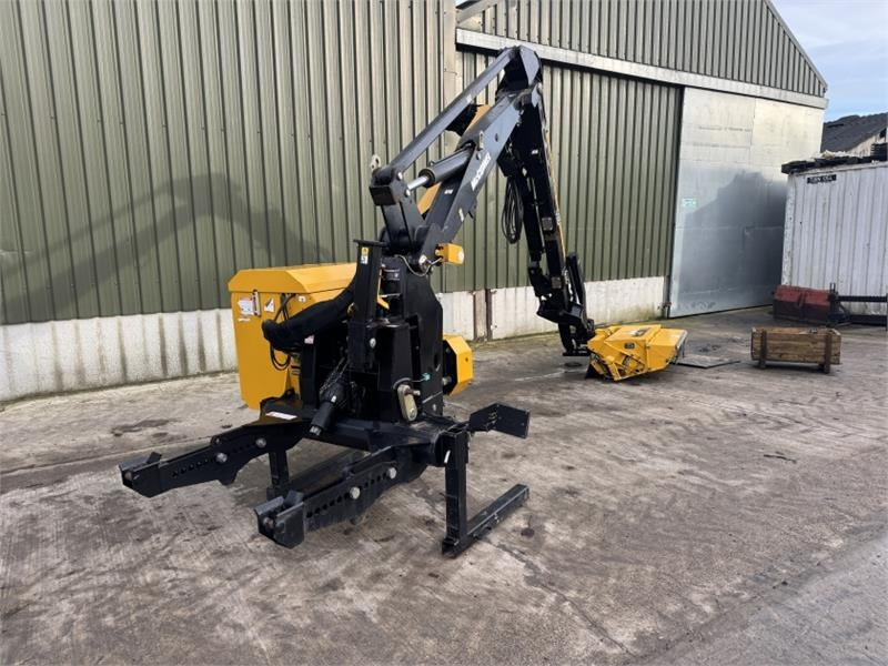 McConnel 8085 Power Arm Tele VFR Hedge Cutter - Bosbouwmachine: afbeelding 1 McConnel 8085 Power Arm Tele VFR Hedge Cutter - Bosbouwmachine: afbeelding 1