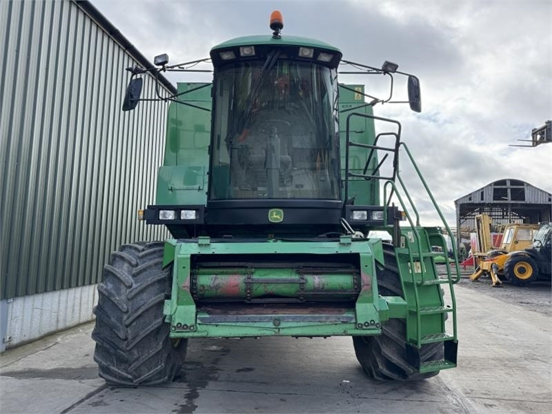 John Deere 1550 WTS c/w 620R Header - Oogstmachine toebehoor: afbeelding 5 John Deere 1550 WTS c/w 620R Header - Oogstmachine toebehoor: afbeelding 5
