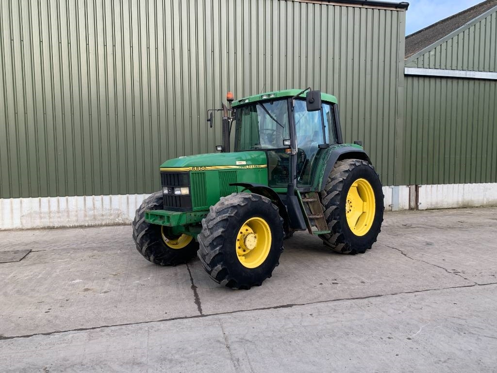 John Deere 6800 - Tractor: afbeelding 1 John Deere 6800 - Tractor: afbeelding 1