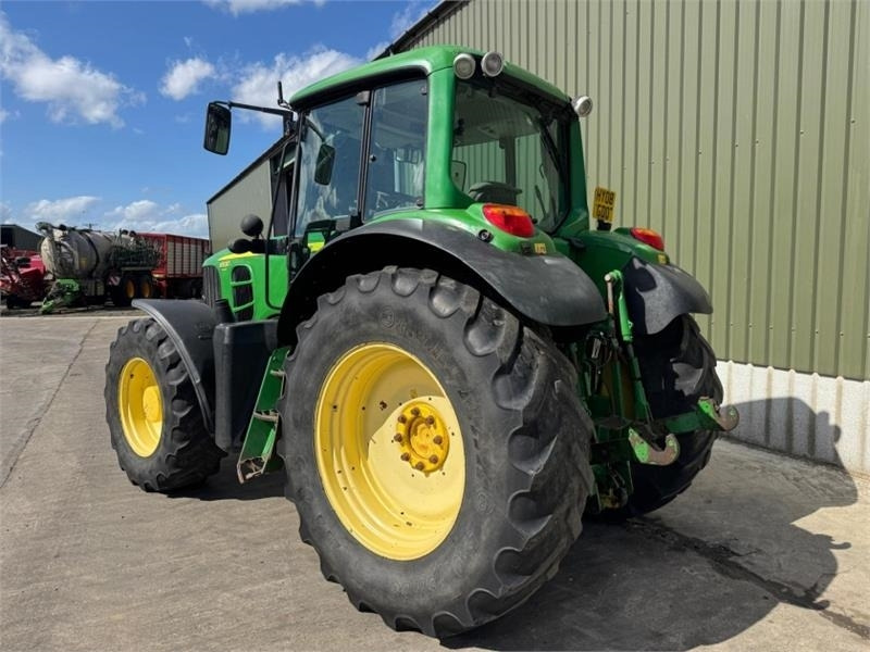 John Deere 6930 Premium - Tractor: afbeelding 2 John Deere 6930 Premium - Tractor: afbeelding 2