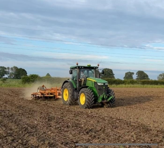 John Deere John Deere 7230R E23 Powershift **Video Below** - Tractor: afbeelding 1 John Deere John Deere 7230R E23 Powershift **Video Below** - Tractor: afbeelding 1
