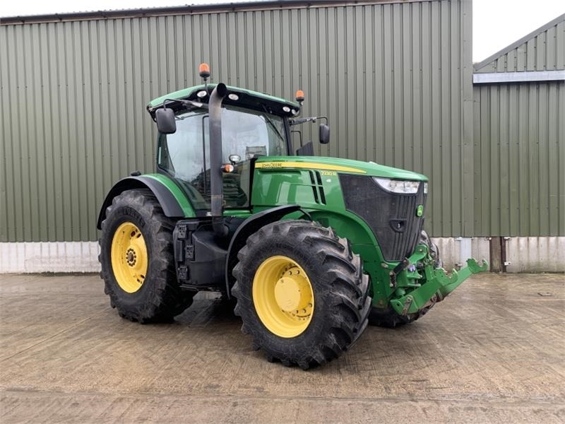 John Deere John Deere 7230R E23 Powershift **Video Below** - Tractor: afbeelding 4 John Deere John Deere 7230R E23 Powershift **Video Below** - Tractor: afbeelding 4