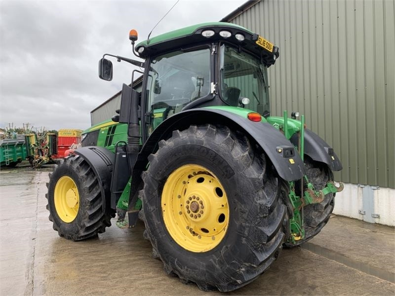 John Deere John Deere 7230R E23 Powershift **Video Below** - Tractor: afbeelding 3 John Deere John Deere 7230R E23 Powershift **Video Below** - Tractor: afbeelding 3