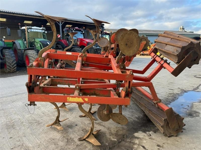 Knoche Knoche 4.5m Folding Cultivator - Grondfrees: afbeelding 4 Knoche Knoche 4.5m Folding Cultivator - Grondfrees: afbeelding 4