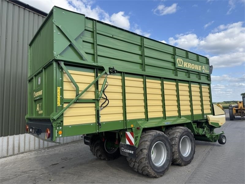 Krone Krone AX 310 HL Forage Wagon - Opraapwagen: afbeelding 2 Krone Krone AX 310 HL Forage Wagon - Opraapwagen: afbeelding 2